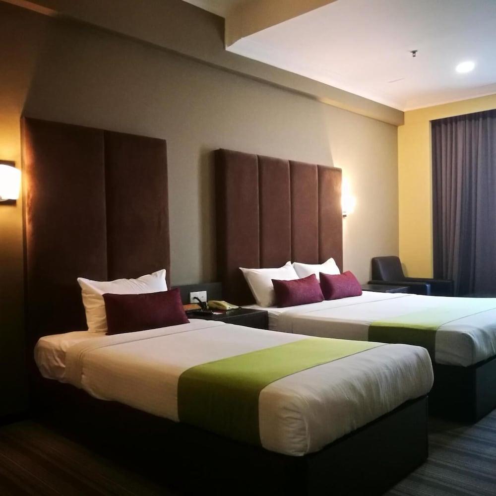 New York Hotel Johor Bahru Exteriör bild