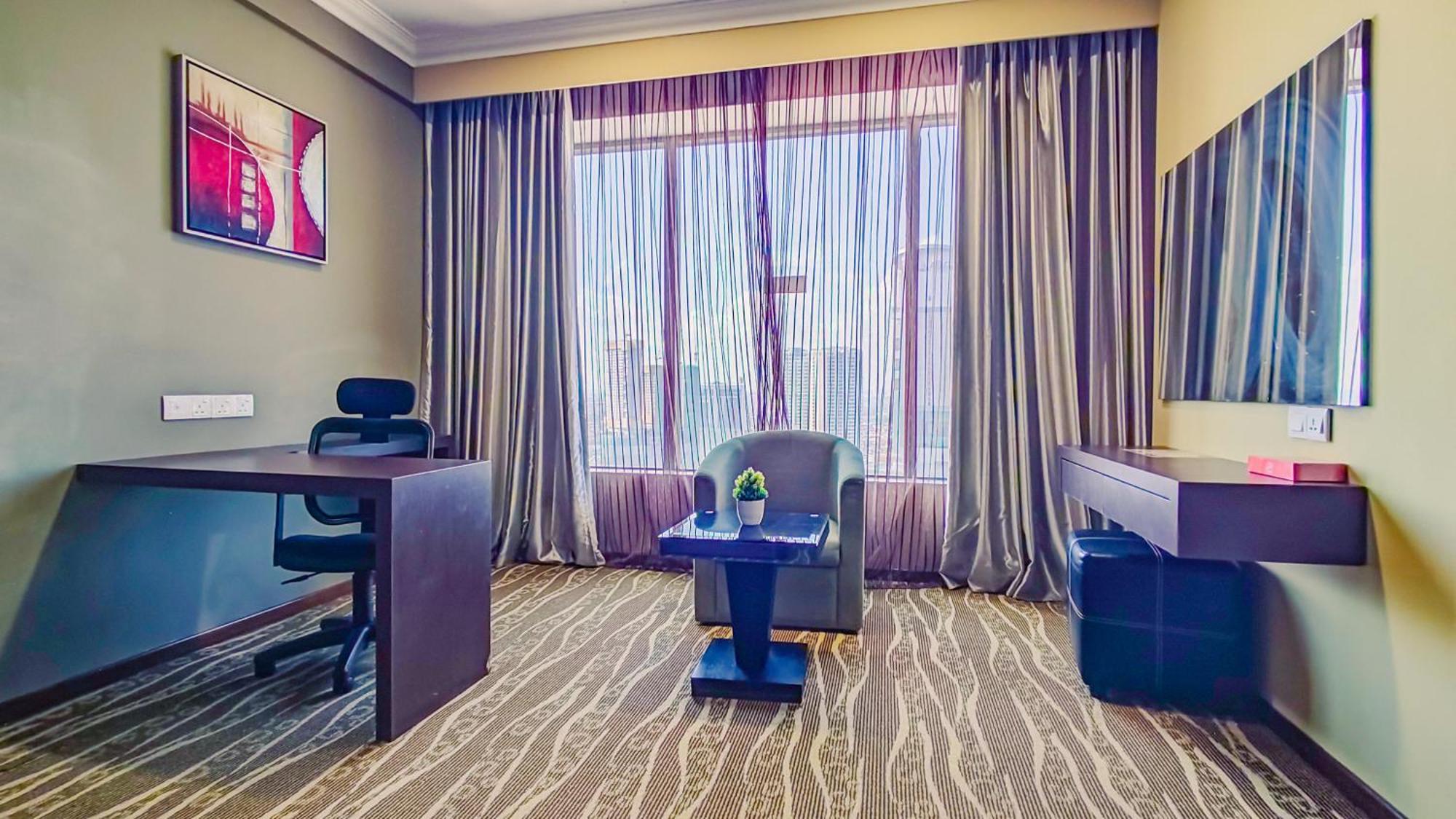 New York Hotel Johor Bahru Exteriör bild