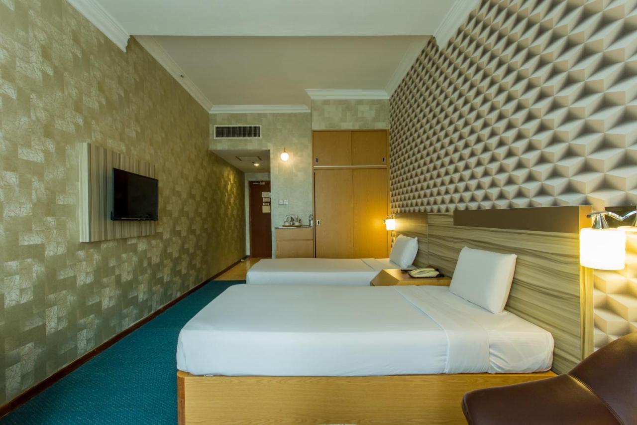 New York Hotel Johor Bahru Exteriör bild